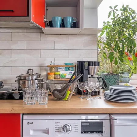Family Garden With Free Private Parking & Playground Apartment Riga